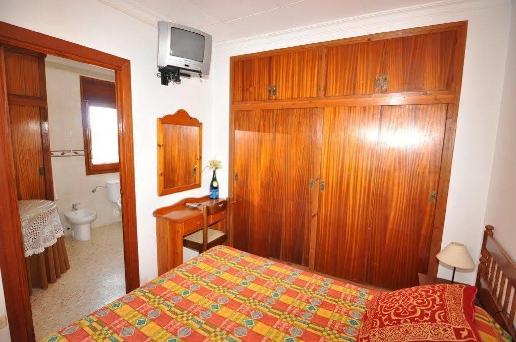 Hostal Can Salvador Ρόζες Εξωτερικό φωτογραφία